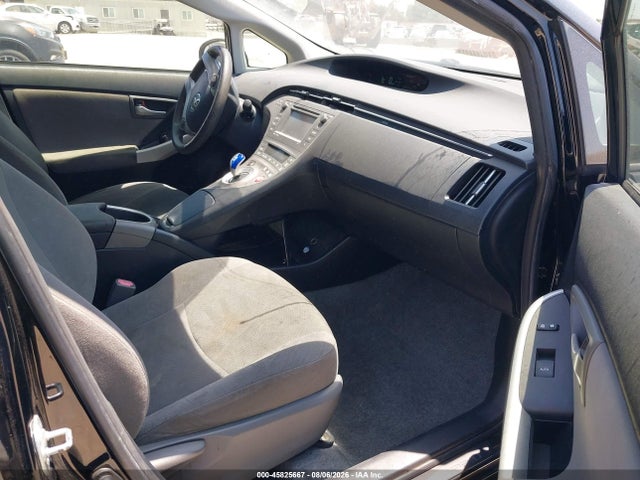 2014 Toyota Prius Three მანქანა იყიდება აუქციონზე, vin: JTDKN3DU0E1749956, აუქციონის ნომერი: 45825667