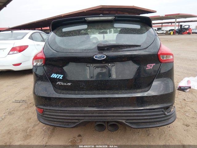 Ford FOCUS ST 2016 1FADP3L91GL309970 Image 16