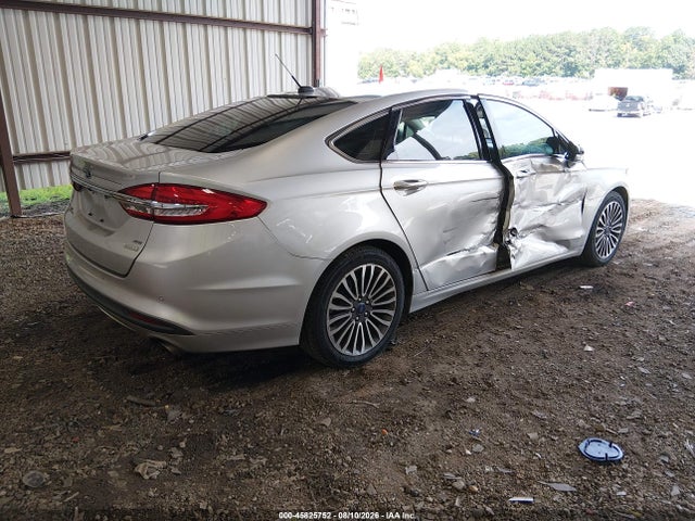 3FA6P0HD8HR332508 Ford FUSION SE