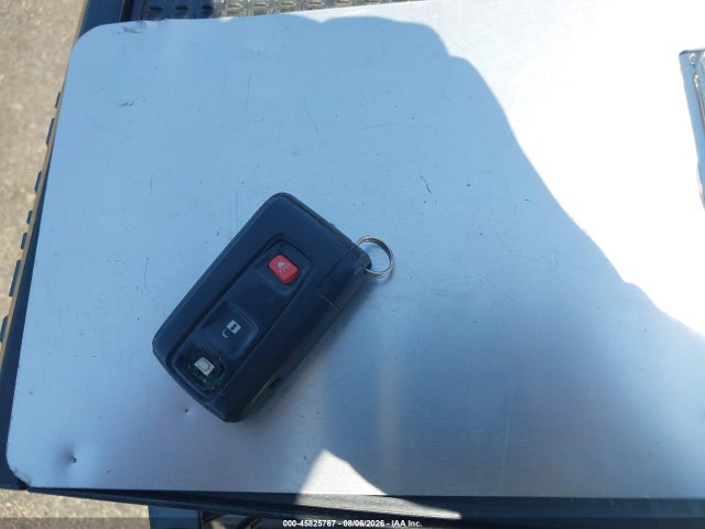 Продажа на аукционе авто 2005 Toyota Prius, vin: JTDKB20U553089653, номер лота: 45825767