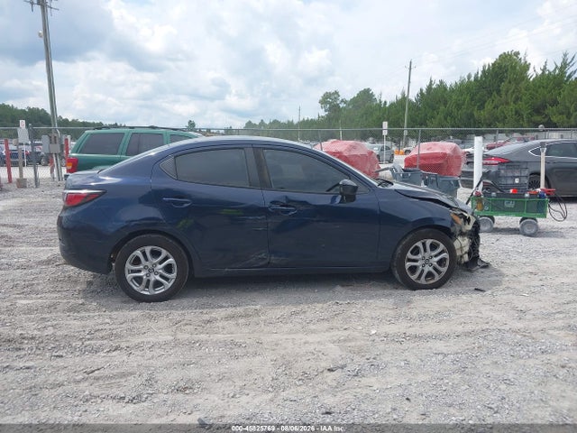 2017 Toyota Yaris Ia მანქანა იყიდება აუქციონზე, vin: 3MYDLBYV9HY189920, აუქციონის ნომერი: 45825769