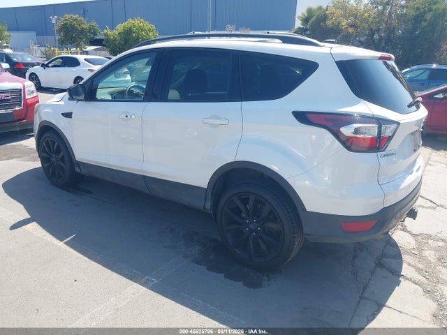 Ford Escape Titanium 2017 1FMCU9J90HUC67755 Image 3