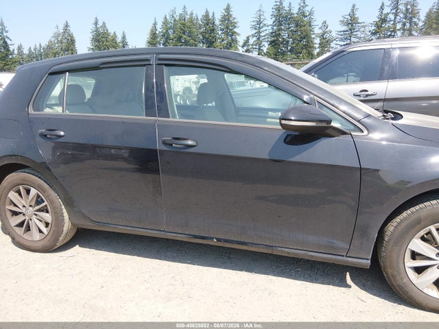 45825802 :رقم المزاد ، 3VW117AU5HM070997 vin ، 2017 Volkswagen Golf Tsi S 4-door/tsi Wolfsburg Edition 4-door مزاد بيع