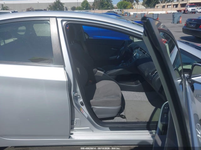 Toyota PRIUS PLUG-IN 2015 JTDKN3DPXF3073936 Image 5