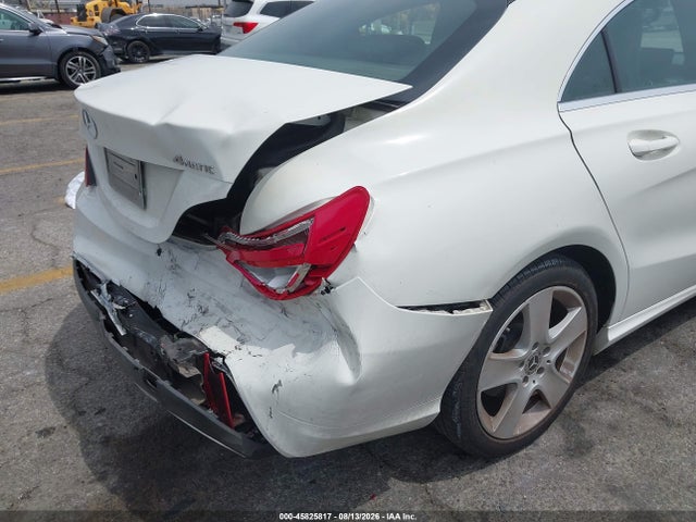WDDSJ4GB0JN573916 Mercedes-Benz CLA 250 4MATIC