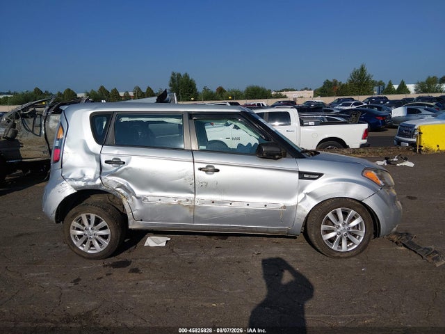 45825828 :رقم المزاد ، KNDJT2A14B7714626 vin ، 2011 Kia Soul مزاد بيع