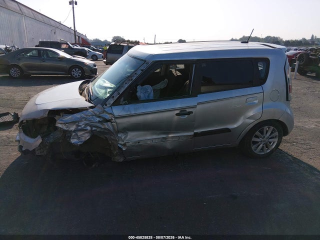 45825828 :رقم المزاد ، KNDJT2A14B7714626 vin ، 2011 Kia Soul مزاد بيع