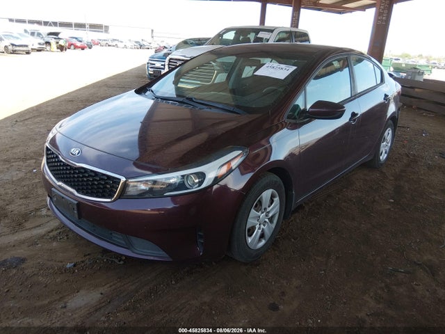 KIA FORTE LX 2017 3KPFK4A77HE081671 Image 2