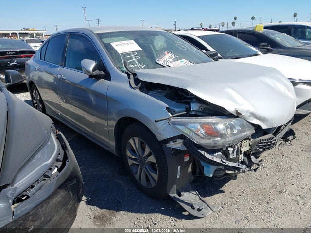 2015 1HGCR2F34FA203185 main image