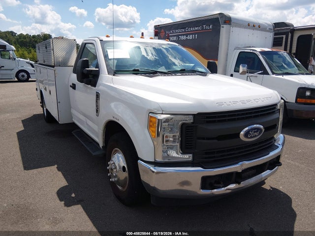 2017 Ford F-350 Chassis Xl მანქანა იყიდება აუქციონზე, vin: 1FDRF3G64HEE28634, აუქციონის ნომერი: 45825844