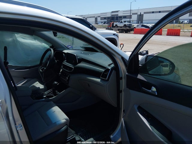 Продажа на аукционе авто 2019 Hyundai Tucson Sel, vin: KM8J33AL9KU985458, номер лота: 45825850