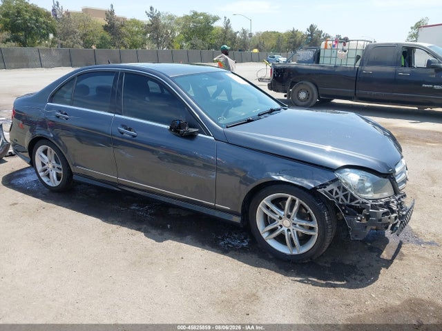 Aukcja sprzedaży 2013 Mercedes-benz C 250 Sport, vin: WDDGF4HB1DR268265, numer aukcji: 45825859
