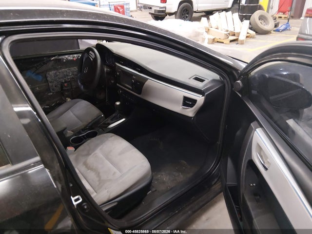 5YFBURHE7FP285148 Toyota COROLLA LE