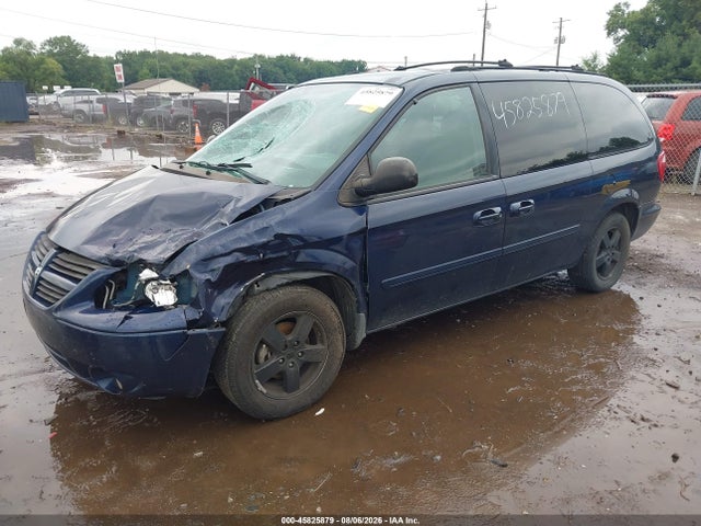 Продажа на аукционе авто 2005 Dodge Grand Caravan Sxt, vin: 2D4GP44L35R100535, номер лота: 45825879
