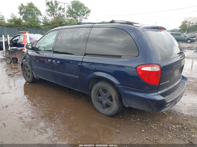 Продажа на аукционе авто 2005 Dodge Grand Caravan Sxt, vin: 2D4GP44L35R100535, номер лота: 45825879