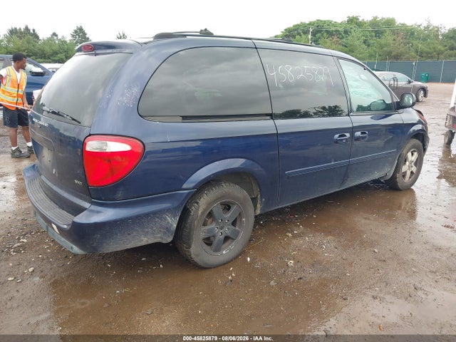 Продажа на аукционе авто 2005 Dodge Grand Caravan Sxt, vin: 2D4GP44L35R100535, номер лота: 45825879