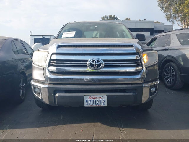 5TFEY5F11HX218379 Toyota Tundra Sr5 5.7l V8