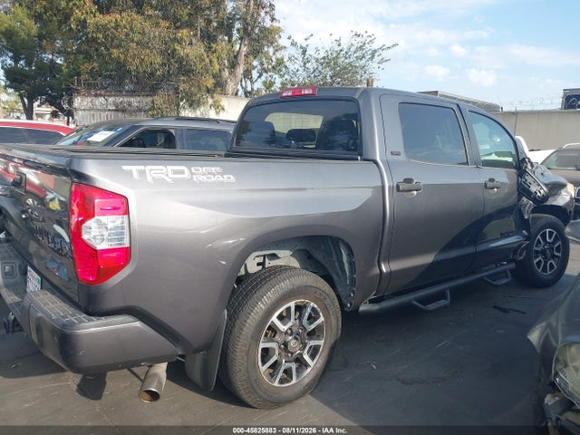 5TFEY5F11HX218379 Toyota Tundra Sr5 5.7l V8