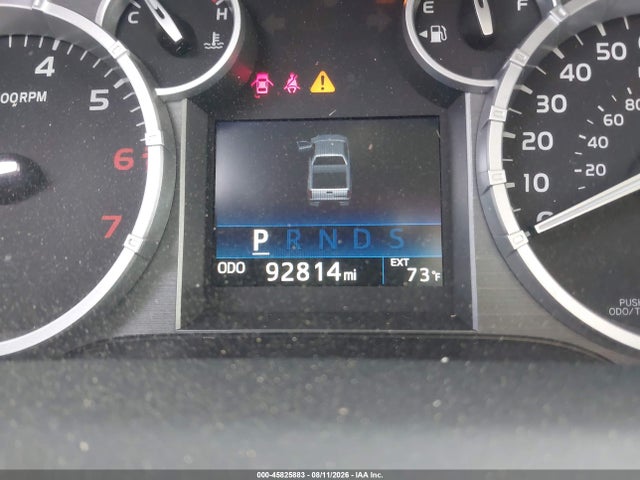 5TFEY5F11HX218379 Toyota Tundra Sr5 5.7l V8
