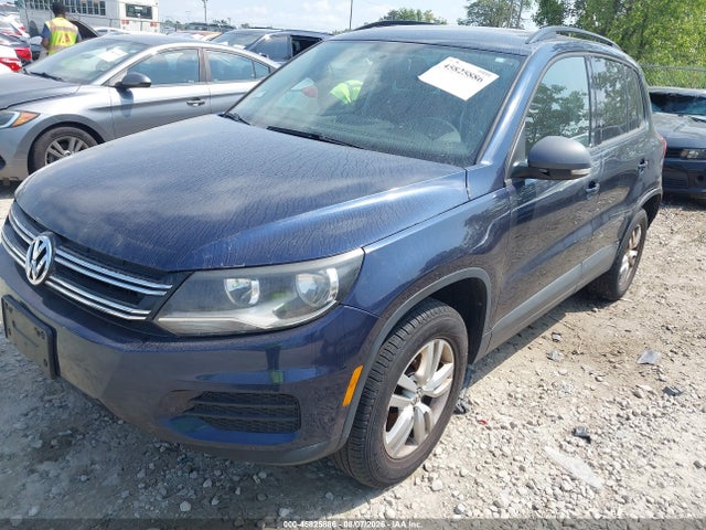2015 Volkswagen Tiguan S მანქანა იყიდება აუქციონზე, vin: WVGAV7AXXFW576027, აუქციონის ნომერი: 45825886