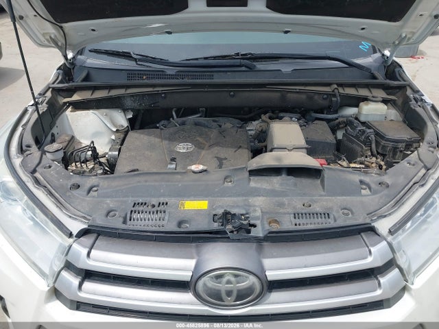 5TDBZRFH9JS494079 Toyota Highlander Le Plus