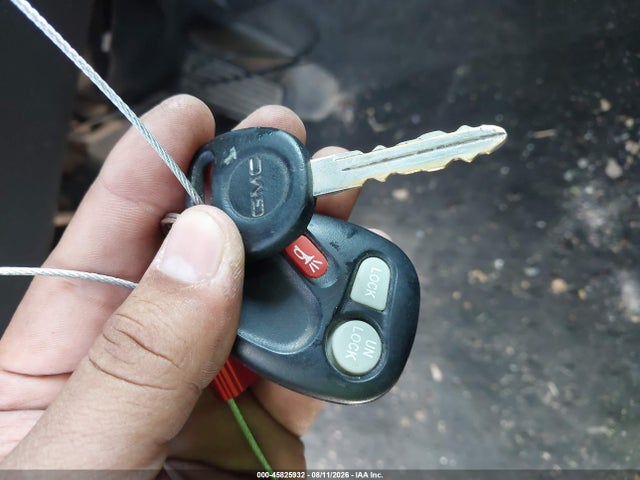 45825932 :رقم المزاد ، 2GTEK19T821231383 vin ، 2002 Gmc Sierra 1500 Sle مزاد بيع