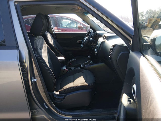 KIA SOUL + 2015 KNDJP3A59F7122674 Image 18