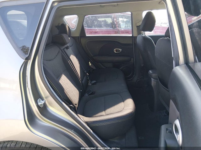KIA SOUL + 2015 KNDJP3A59F7122674 Image 19