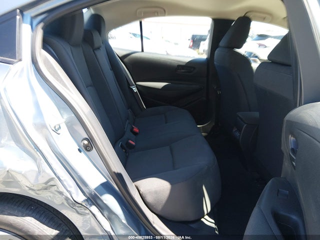 5YFB4MDE9PP009211 Toyota COROLLA LE