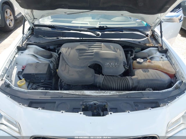 45825993 :رقم المزاد ، 2C3CCAEG2KH631237 vin ، 2019 Chrysler 300 Limited مزاد بيع
