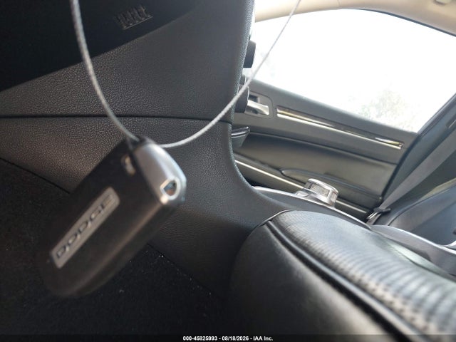 45825993 :رقم المزاد ، 2C3CCAEG2KH631237 vin ، 2019 Chrysler 300 Limited مزاد بيع