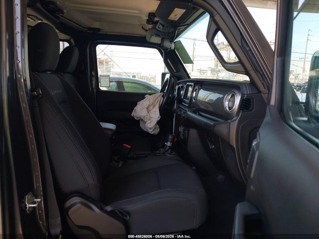 1C4HJXEN4MW634752 Jeep Wrangler Unlimited Sahara 4x4