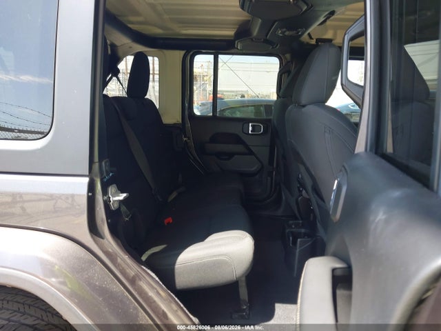 1C4HJXEN4MW634752 Jeep Wrangler Unlimited Sahara 4x4