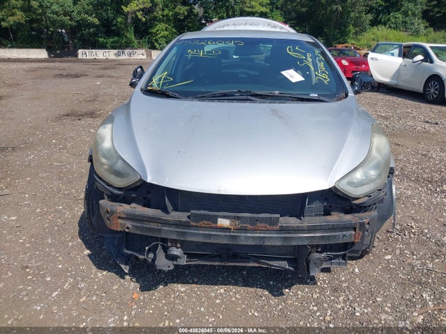 Продажа на аукционе авто 2013 Hyundai Elantra Gls, vin: KMHDH4AE9DU859772, номер лота: 45826045
