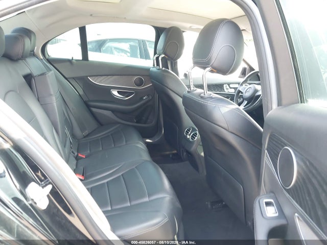 55SWF4JB0GU119919 Mercedes-Benz C 300