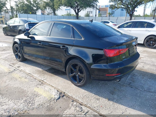 45826062 :رقم المزاد ، WAUBFGFF5F1127984 vin ، 2015 Audi A3 2.0t Premium مزاد بيع