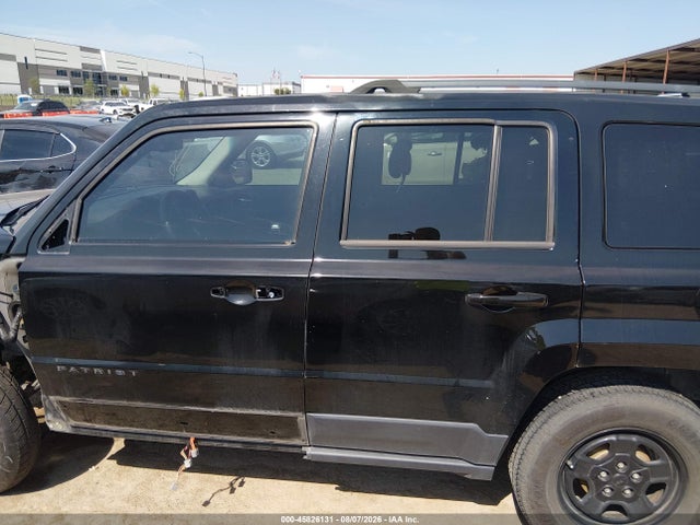 45826131 :رقم المزاد ، 1C4NJPBA1GD744744 vin ، 2016 Jeep Patriot Sport مزاد بيع