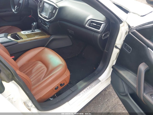 2015 Maserati Ghibli მანქანა იყიდება აუქციონზე, vin: ZAM57XSA7F1153456, აუქციონის ნომერი: 45826178