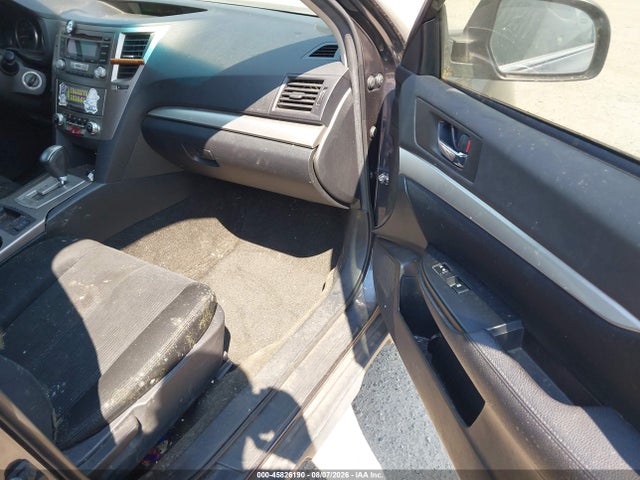45826190 :رقم المزاد ، 4S4BRBCC2D3322543 vin ، 2013 Subaru Outback 2.5i Premium مزاد بيع