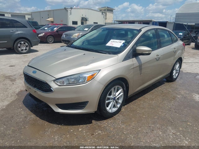 Ford FOCUS SE 2017 1FADP3F2XHL309417 Image 2