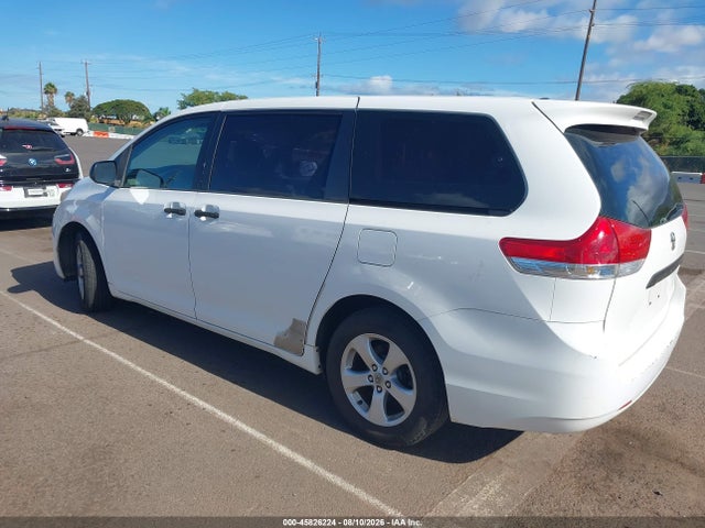 Продажа на аукционе авто 2012 Toyota Sienna Le 8 Passenger, vin: 5TDKA3DC7CS015978, номер лота: 45826224