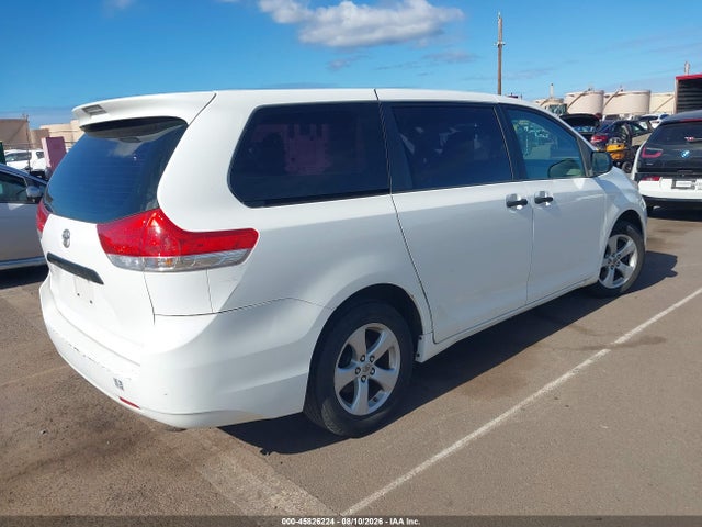Продажа на аукционе авто 2012 Toyota Sienna Le 8 Passenger, vin: 5TDKA3DC7CS015978, номер лота: 45826224