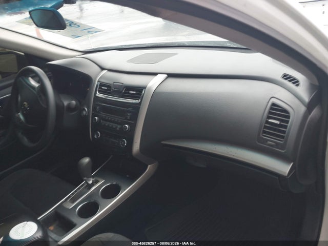 2015 Nissan Altima 2.5 S მანქანა იყიდება აუქციონზე, vin: 1N4AL3AP8FN388959, აუქციონის ნომერი: 45826257
