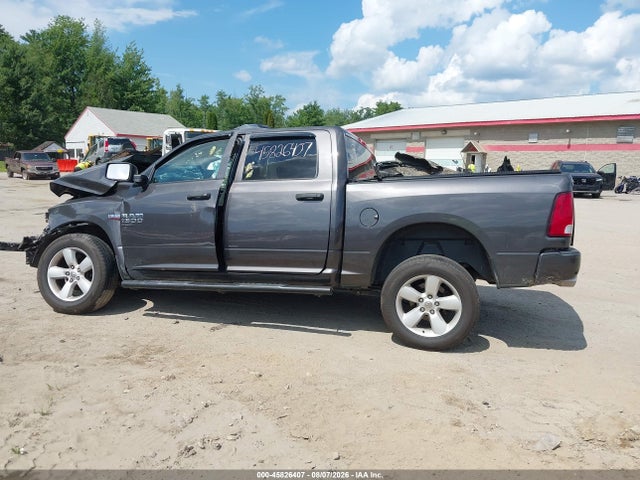 45826407 :رقم المزاد ، 3C6RR7KT0MG704592 vin ، 2021 Ram 1500 Classic Express  4x4 5'7 Box مزاد بيع