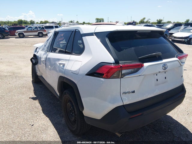 Toyota RAV4 LE 2024 2T3K1RFV2RC264277 Image 3