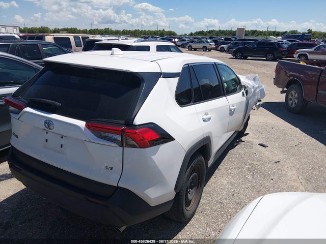 Toyota RAV4 LE 2024 2T3K1RFV2RC264277 Image 4