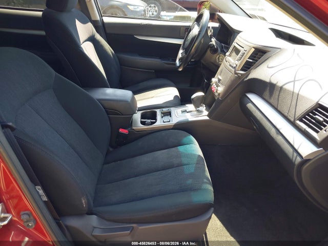 2014 Subaru Outback 2.5i Premium მანქანა იყიდება აუქციონზე, vin: 4S4BRBCC3E3211582, აუქციონის ნომერი: 45826453