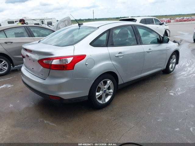 Ford FOCUS SE 2014 1FADP3F25EL194771 Image 4