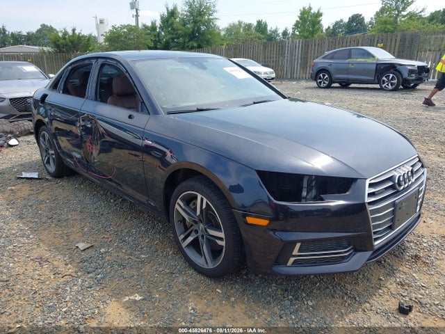 45826476 :رقم المزاد ، WAUENAF42JA032173 vin ، 2018 Audi A4 2.0t Premium/2.0t Tech Premium مزاد بيع