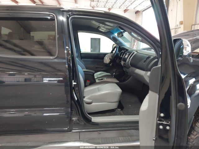 45826505 :رقم المزاد ، 5TFLU4EN7DX053790 vin ، 2013 Toyota Tacoma Base V6 مزاد بيع